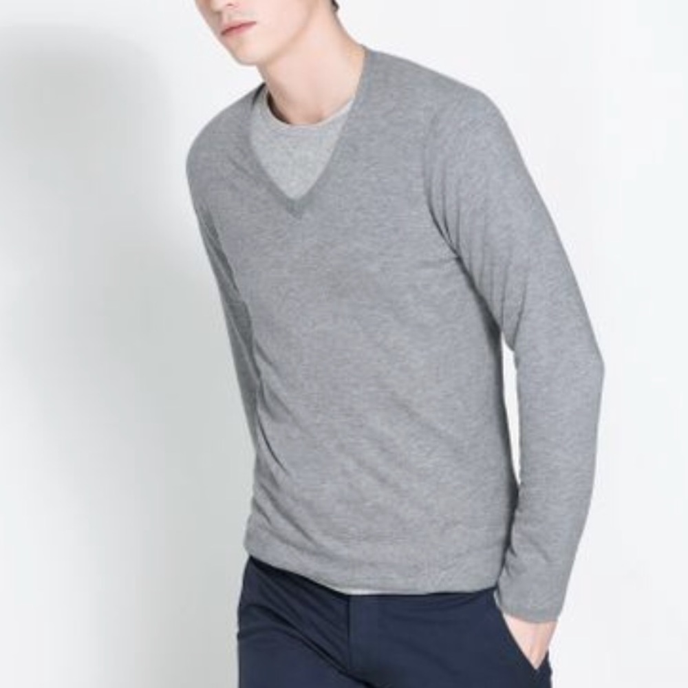 Zara men’s grey v neck sweater szS